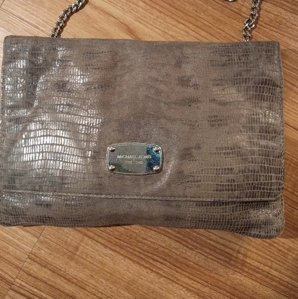MICHAEL KORS Snake Embossed Foldover Convertible Bag In Taupe - Picture 4 of 16